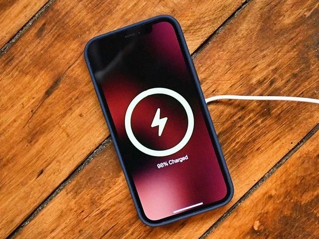 新县苹果手机维修分享iPhone 12可以随便充电吗 